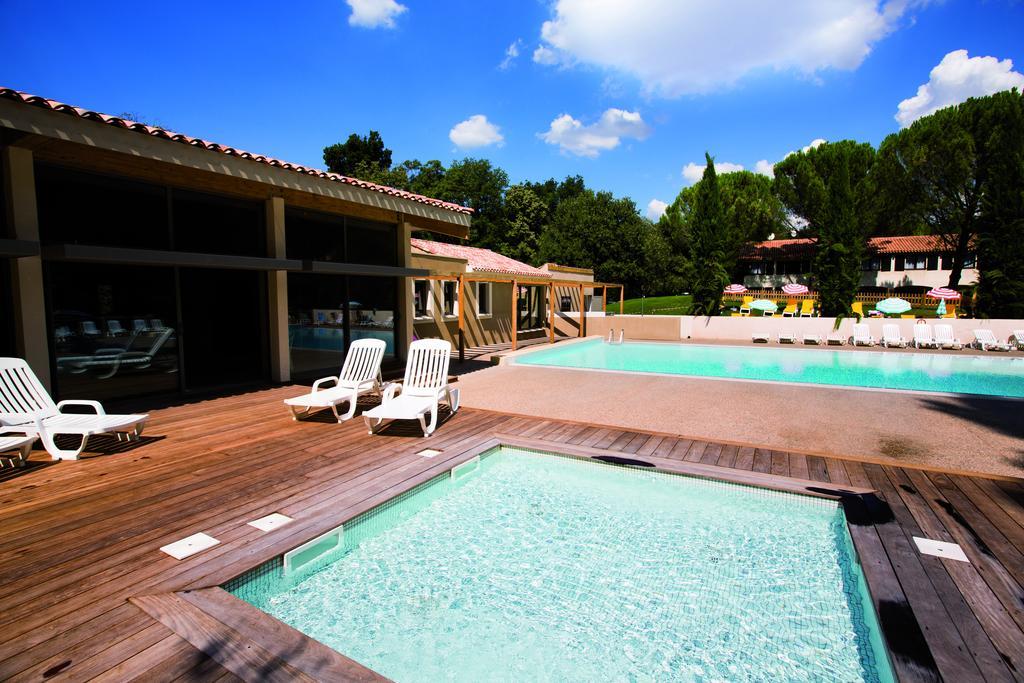 Club Vacances Bleues Domaine De Chateau Laval 그뢰오레방 외부 사진